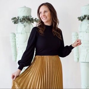 San Souci black Balloon Sleeve Mock Neck Blouse